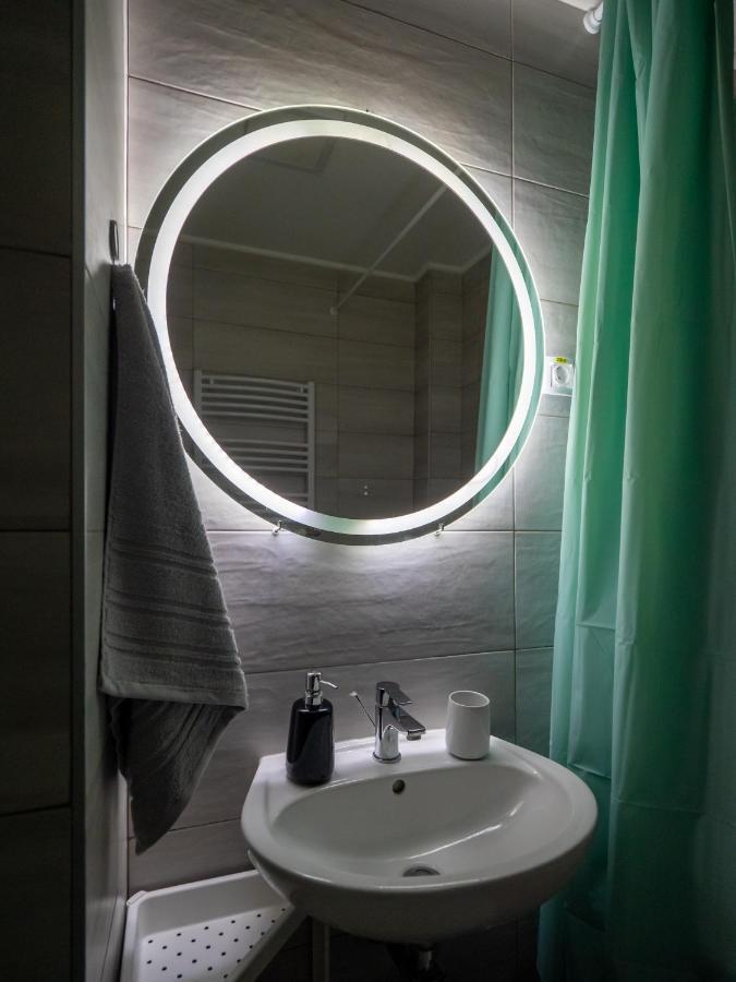 Green Apple Apartment Суботица Екстериор снимка