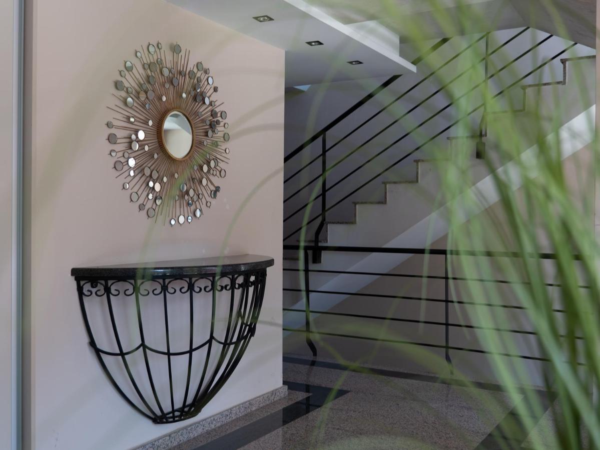 Green Apple Apartment Суботица Екстериор снимка